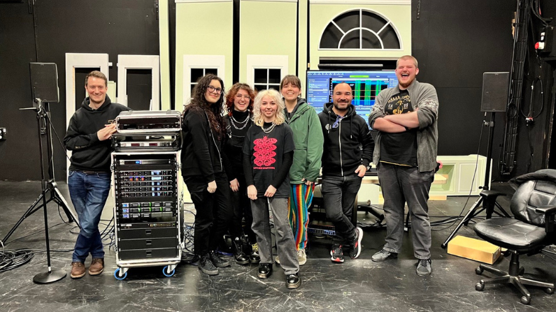 LAMDA Invests in Cutting-Edge Shure AxientⓇ Digital Wireless System for Next-Generation Audio Training